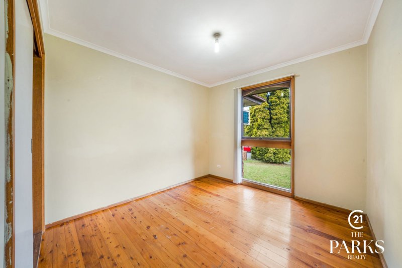 Photo - 17 Bettong Crescent, Bossley Park NSW 2176 - Image 9