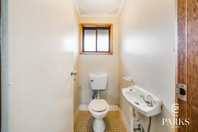 Photo - 17 Bettong Crescent, Bossley Park NSW 2176 - Image 12