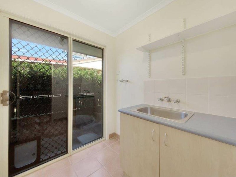 Photo - 17 Bevington Street, Tannum Sands QLD 4680 - Image 14