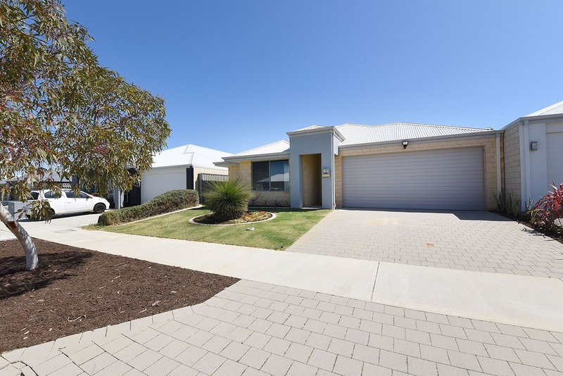 Photo - 17 Bewdley Way, Alkimos WA 6038 - Image 2