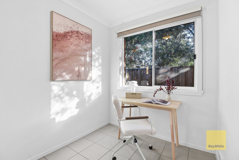 Photo - 17 Bianca Boulevard, Tarneit VIC 3029 - Image 8
