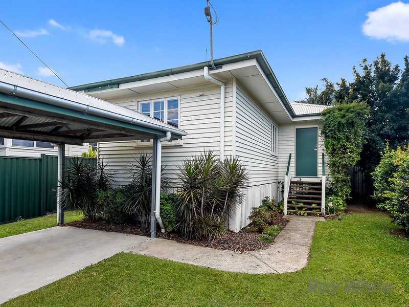 Photo - 17 Biarra Street, Deagon QLD 4017 - Image 2