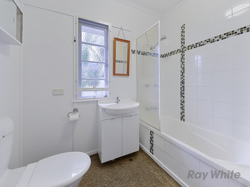 Photo - 17 Biarra Street, Deagon QLD 4017 - Image 10