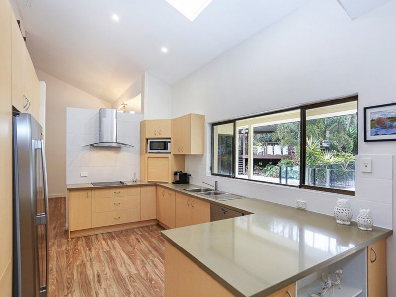 Photo - 17 Billabirra Crescent, Nerang QLD 4211 - Image 10