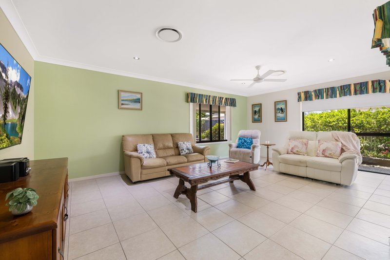 Photo - 17 Birrobeen Street, Little Mountain QLD 4551 - Image 8