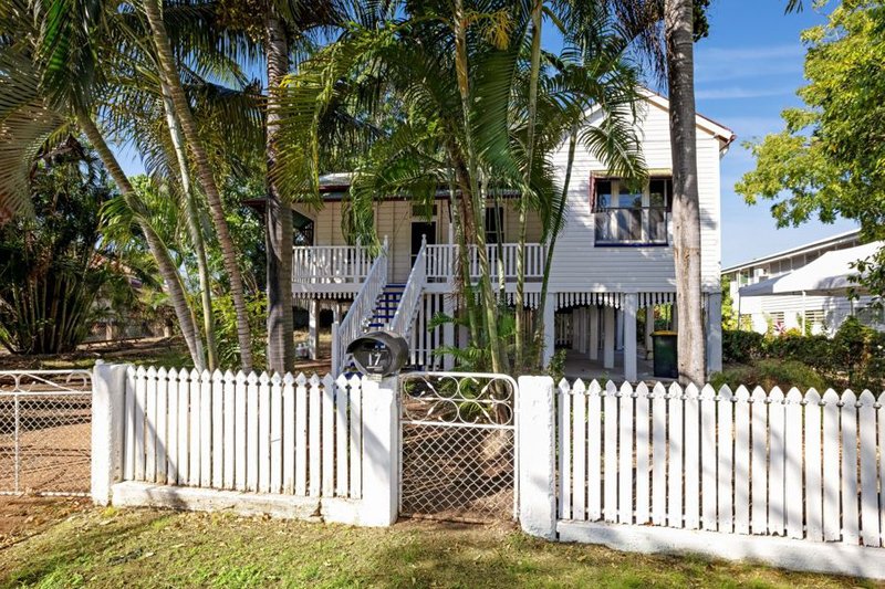 17 Bishop Street, Belgian Gardens QLD 4810