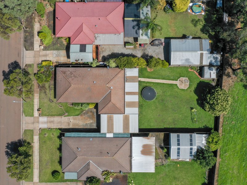 17 Blackwood Drive, Hampton Park VIC 3976