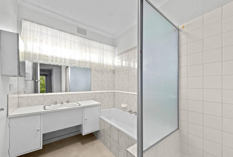 Photo - 17 Blaxland Avenue, Frankston South VIC 3199 - Image 8