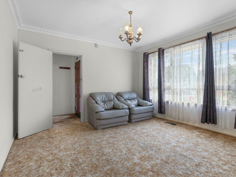 Photo - 17 Bloomfield Road, Noble Park VIC 3174 - Image 4