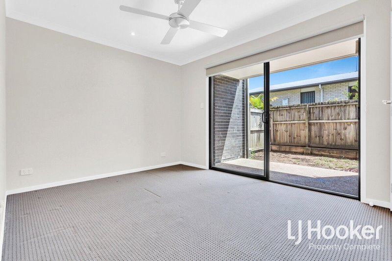 Photo - 17 Blossom Street, Yarrabilba QLD 4207 - Image 6
