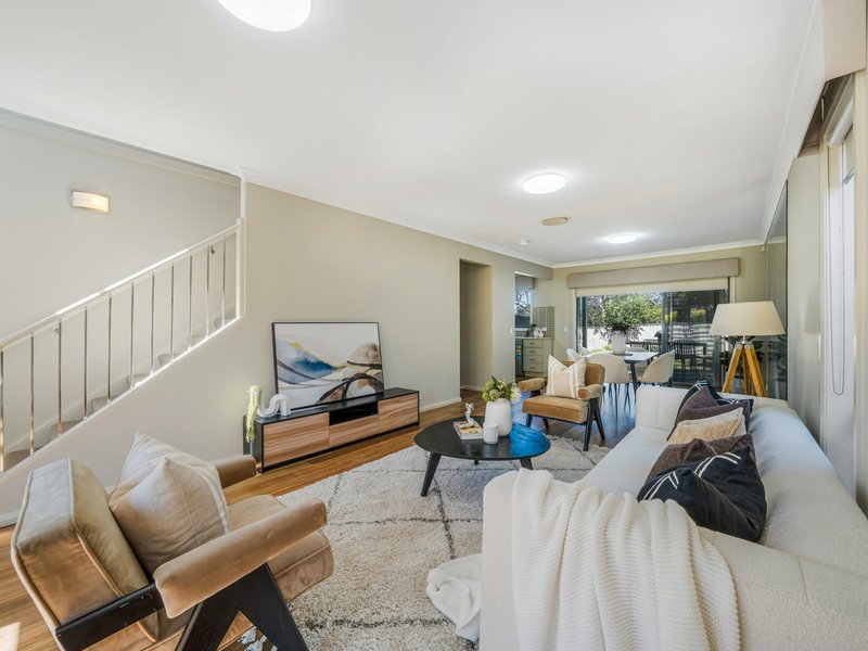 Photo - 17 Boddingtons Road, Glenfield NSW 2167 - Image 4