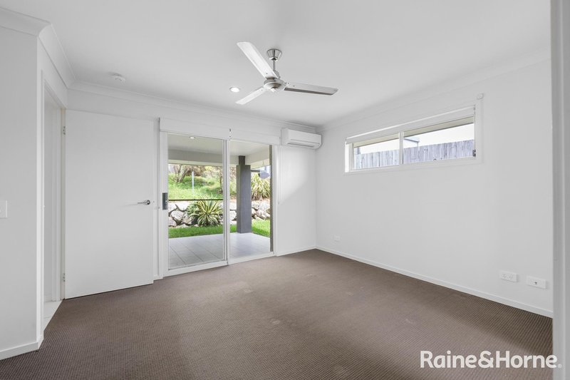 Photo - 17 Bonney Street, Rural View QLD 4740 - Image 7