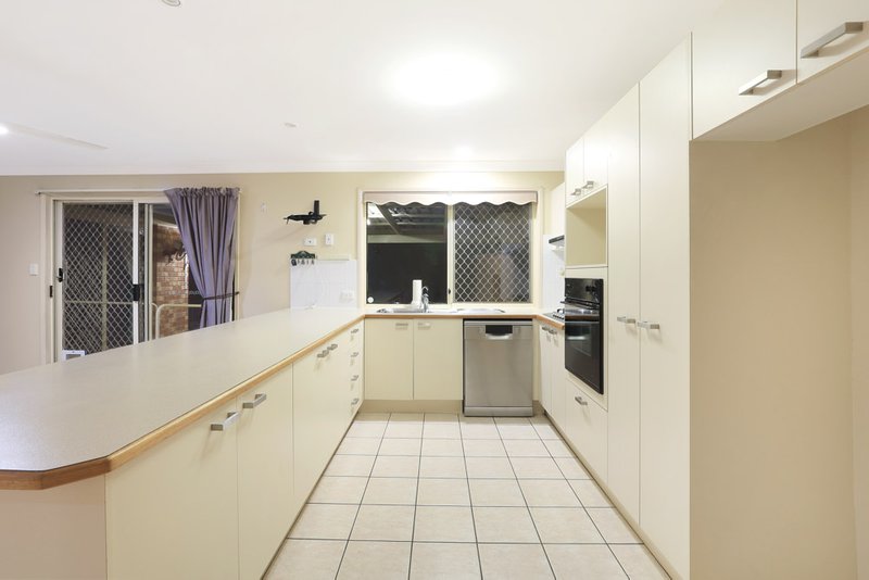 Photo - 17 Boronia Outlook, Narangba QLD 4504 - Image 6