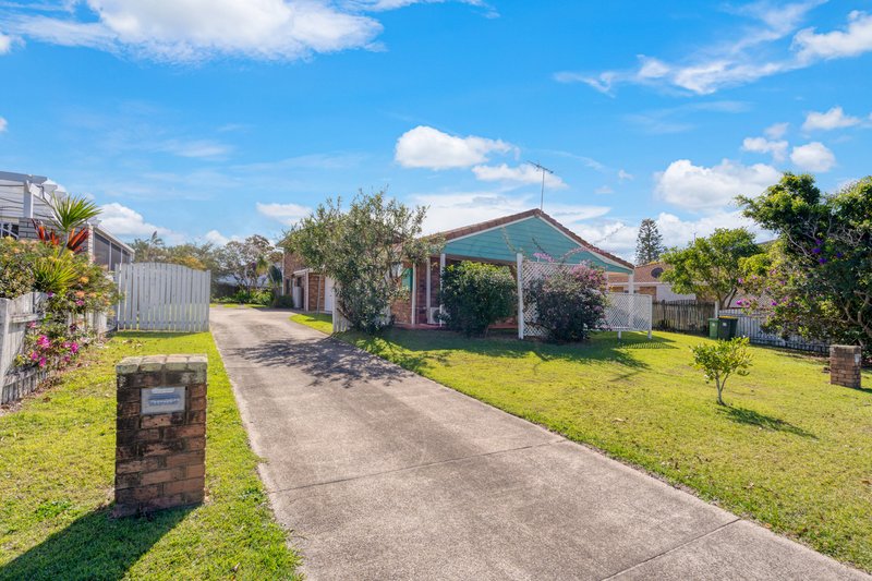 Photo - 1/7 Botany Crescent, Banksia Beach QLD 4507 - Image 5