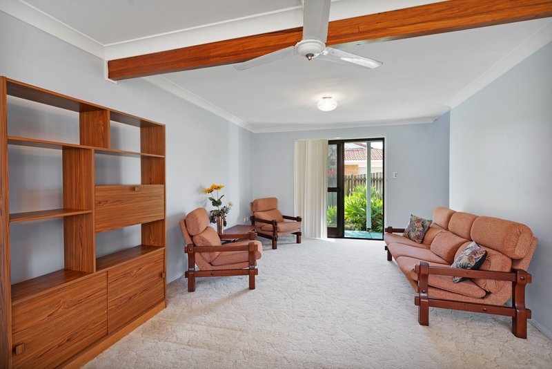 Photo - 1/7 Botany Crescent, Banksia Beach QLD 4507 - Image 8