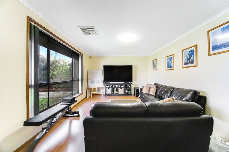 Photo - 17 Bowaka Street, Park Holme SA 5043 - Image 3