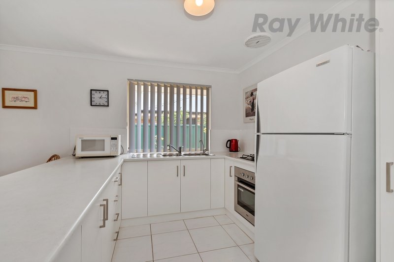 Photo - 17 Bowman Street, Elizabeth Park SA 5113 - Image 5