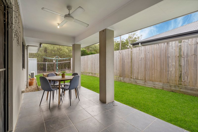 Photo - 17 Boyne Close, Holmview QLD 4207 - Image 14