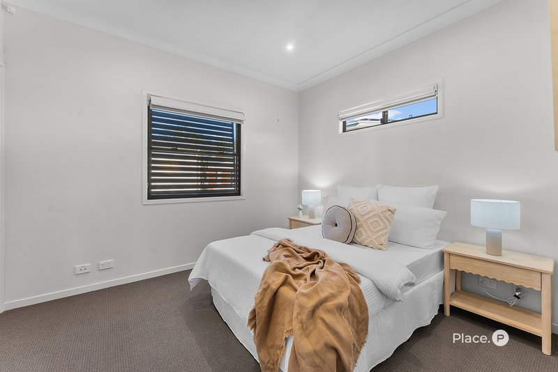 Photo - 1/7 Bradley Avenue, Kedron QLD 4031 - Image 13
