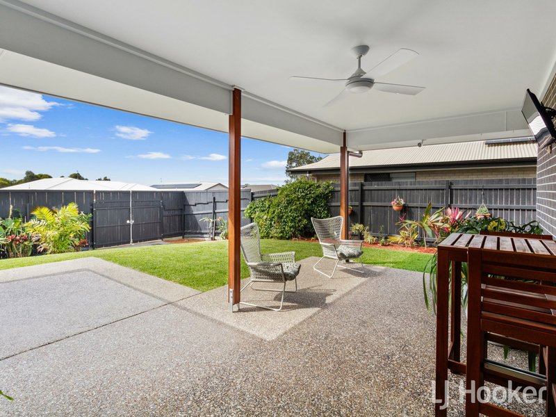 Photo - 17 Bradman Way, Urangan QLD 4655 - Image 13