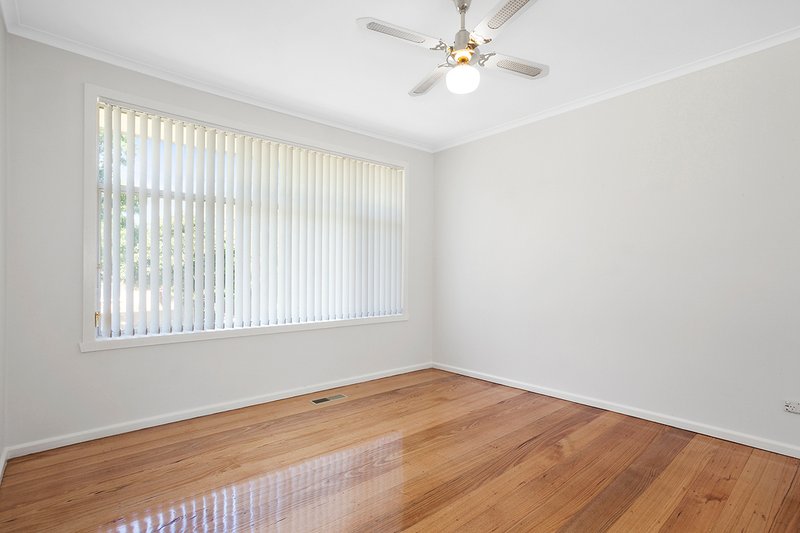 Photo - 17 Brady Road, Bentleigh East VIC 3165 - Image 5