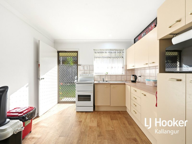 Photo - 17 Brewer Street, Kallangur QLD 4503 - Image 4