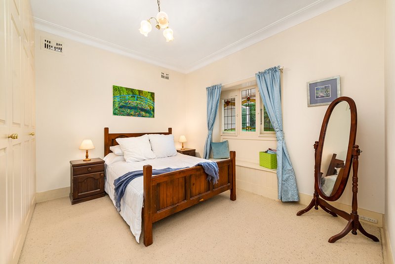 Photo - 17 Bridgeview Avenue, Cammeray NSW 2062 - Image 5