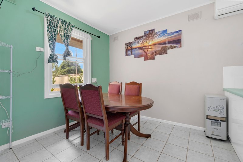 Photo - 17 Bridport Street, Elizabeth Park SA 5113 - Image 4