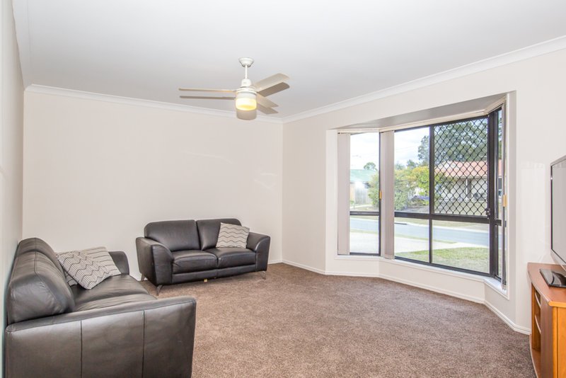 Photo - 17 Broadway Court, Caboolture QLD 4510 - Image 2