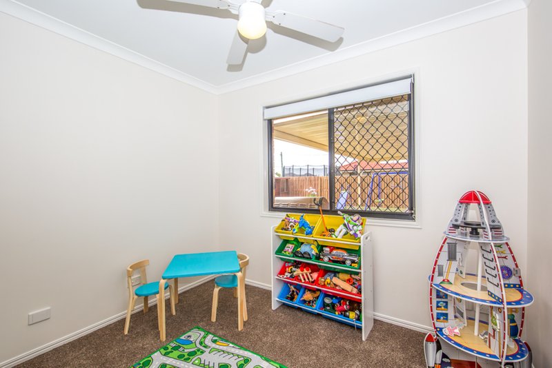 Photo - 17 Broadway Court, Caboolture QLD 4510 - Image 9