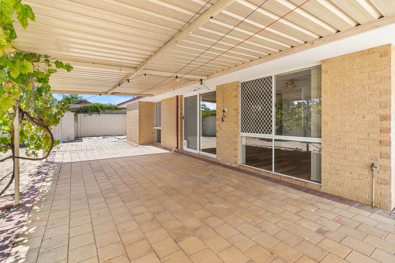 Photo - 17 Bronzewing Street, Huntingdale WA 6110 - Image 21