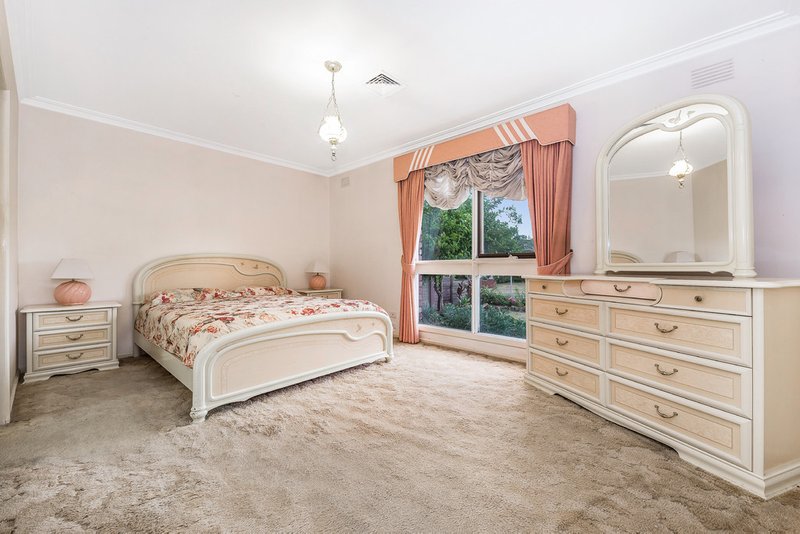 Photo - 17 Brookland Court, Mulgrave VIC 3170 - Image 7