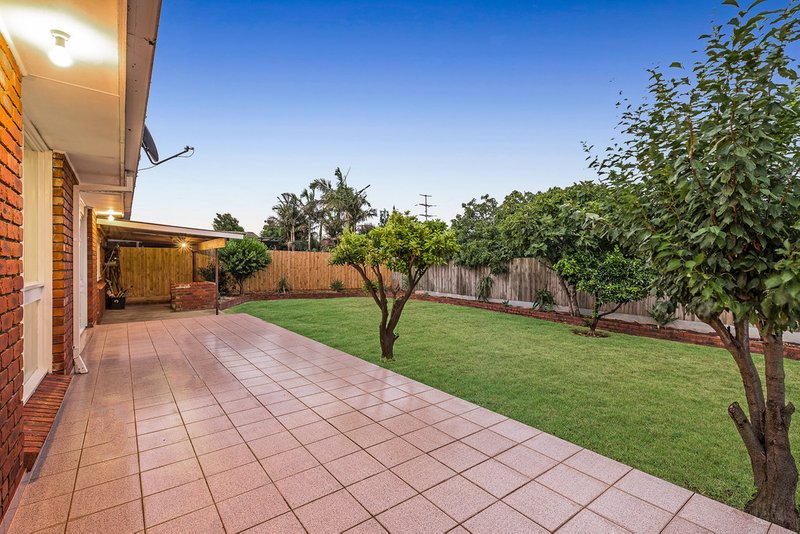 Photo - 17 Brookland Court, Mulgrave VIC 3170 - Image 12