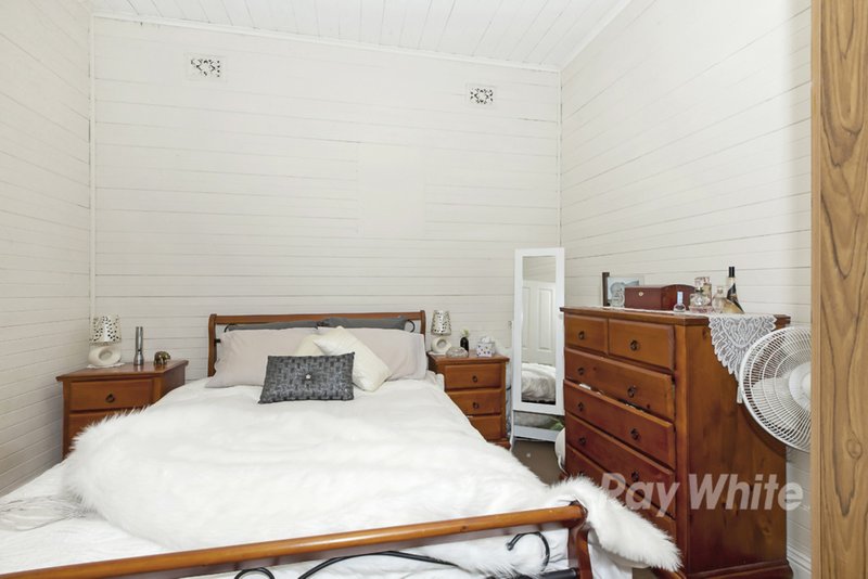 Photo - 17 Brougham Avenue, Fennell Bay NSW 2283 - Image 4