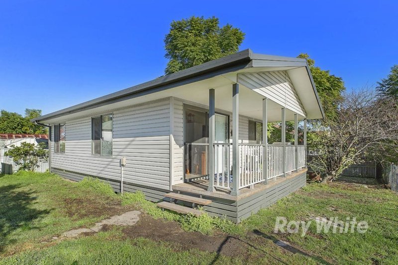 Photo - 17 Brougham Avenue, Fennell Bay NSW 2283 - Image 10