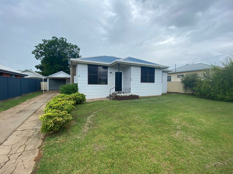 Photo - 17 Bruce Street, South Tamworth NSW 2340 - Image 1