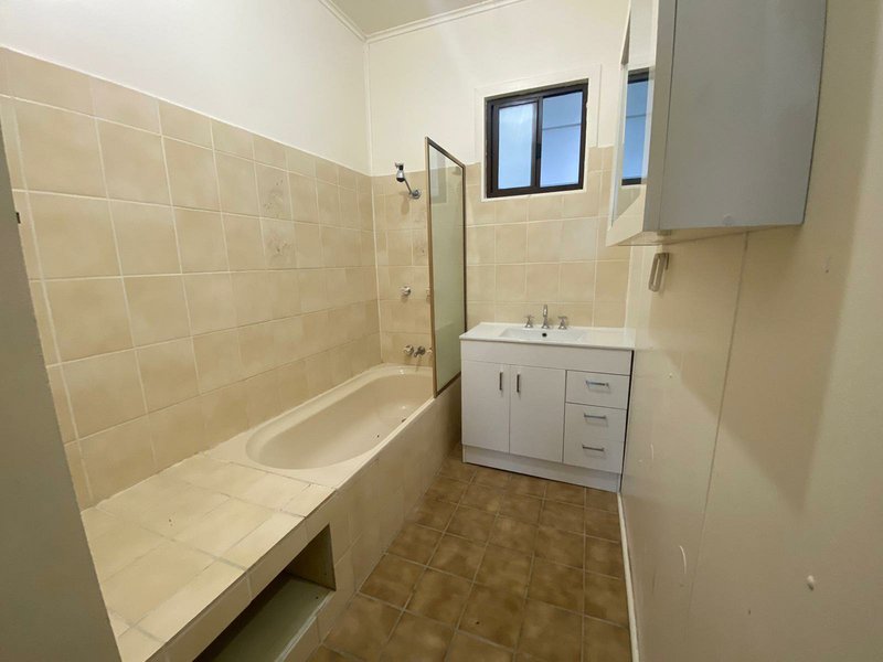 Photo - 17 Bruce Street, South Tamworth NSW 2340 - Image 4
