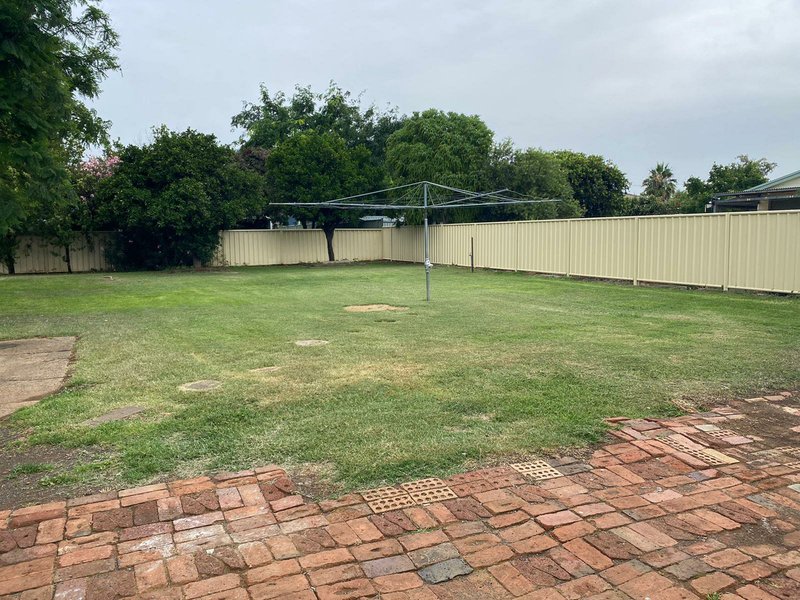 Photo - 17 Bruce Street, South Tamworth NSW 2340 - Image 11