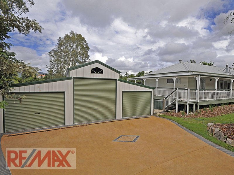 17 Brushwood Drive, Samford Village QLD 4520