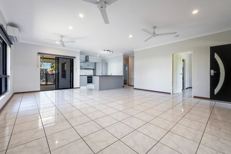 Photo - 17 Bryden Street, Rosebery NT 0832 - Image 2