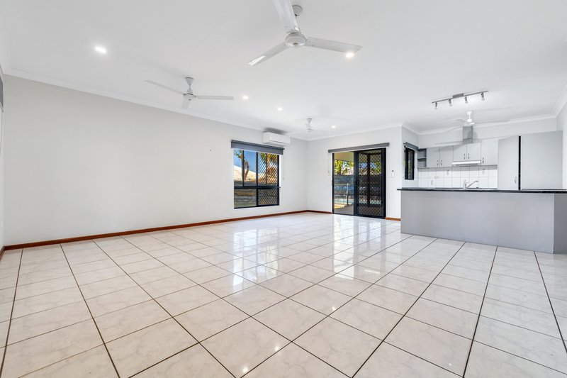 Photo - 17 Bryden Street, Rosebery NT 0832 - Image 5