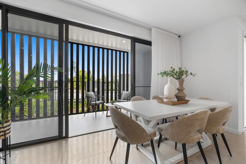 Photo - 17 Bulwer Drive, Pelican Waters QLD 4551 - Image 4