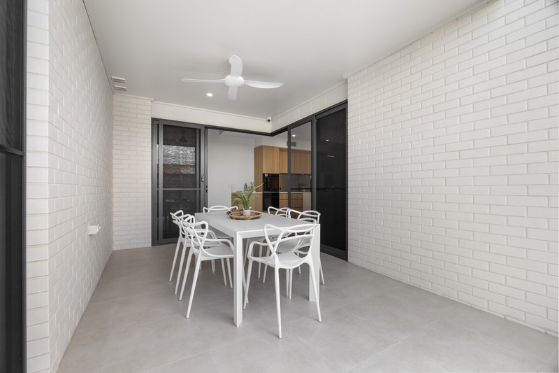 Photo - 17 Bulwer Drive, Pelican Waters QLD 4551 - Image 8