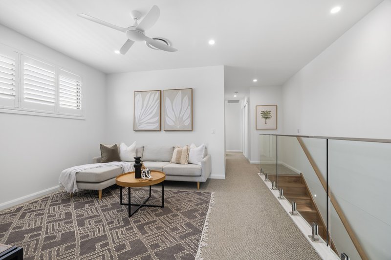 Photo - 17 Bulwer Drive, Pelican Waters QLD 4551 - Image 11