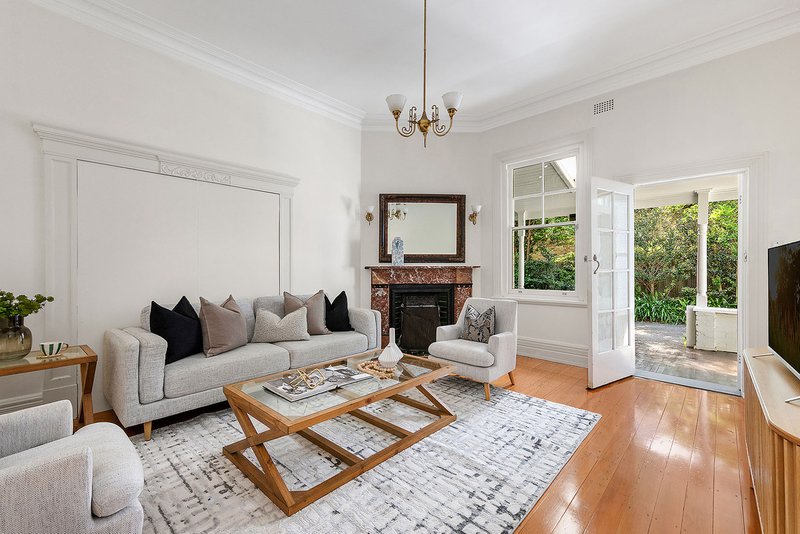 Photo - 17 Burns Road, Wahroonga NSW 2076 - Image 2