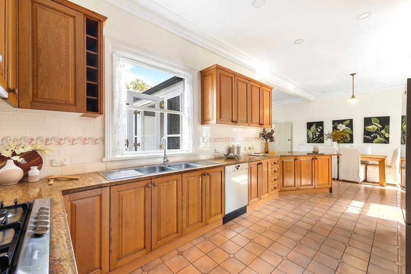 Photo - 17 Burns Road, Wahroonga NSW 2076 - Image 3