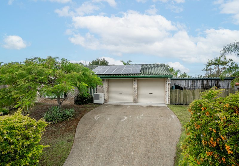 Photo - 17 Burrinjuck Street, Marsden QLD 4132 - Image 1