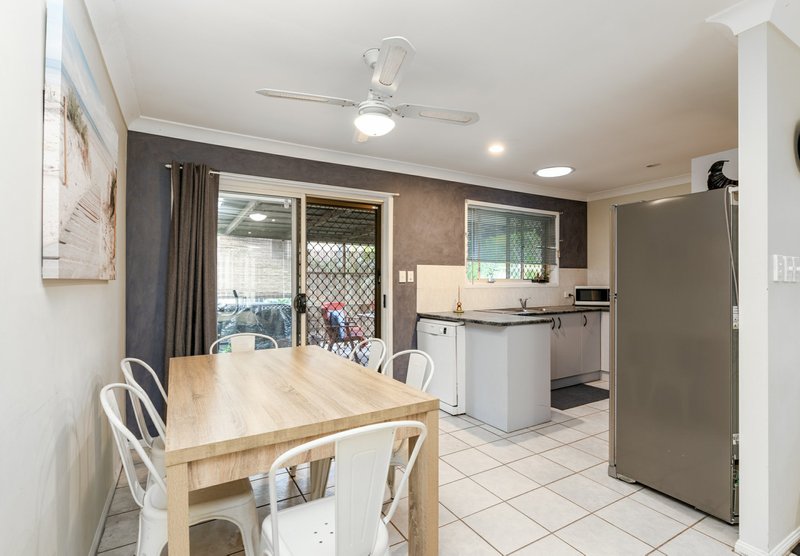 Photo - 17 Burrinjuck Street, Marsden QLD 4132 - Image 6