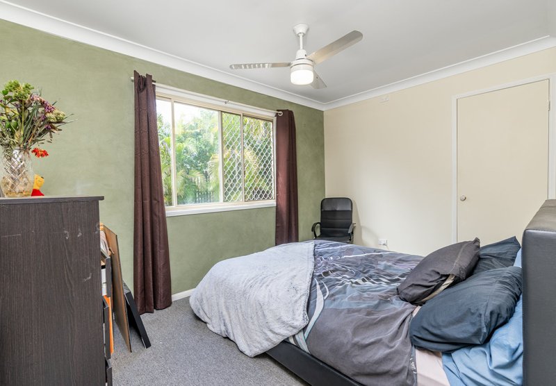 Photo - 17 Burrinjuck Street, Marsden QLD 4132 - Image 9