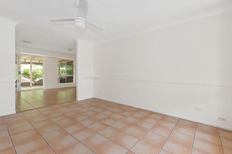 Photo - 17 Burrumbeet Street, Petrie QLD 4502 - Image 8